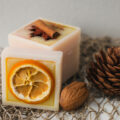 Herbstseife mit orange und Herbstseife mit Zimtstange
